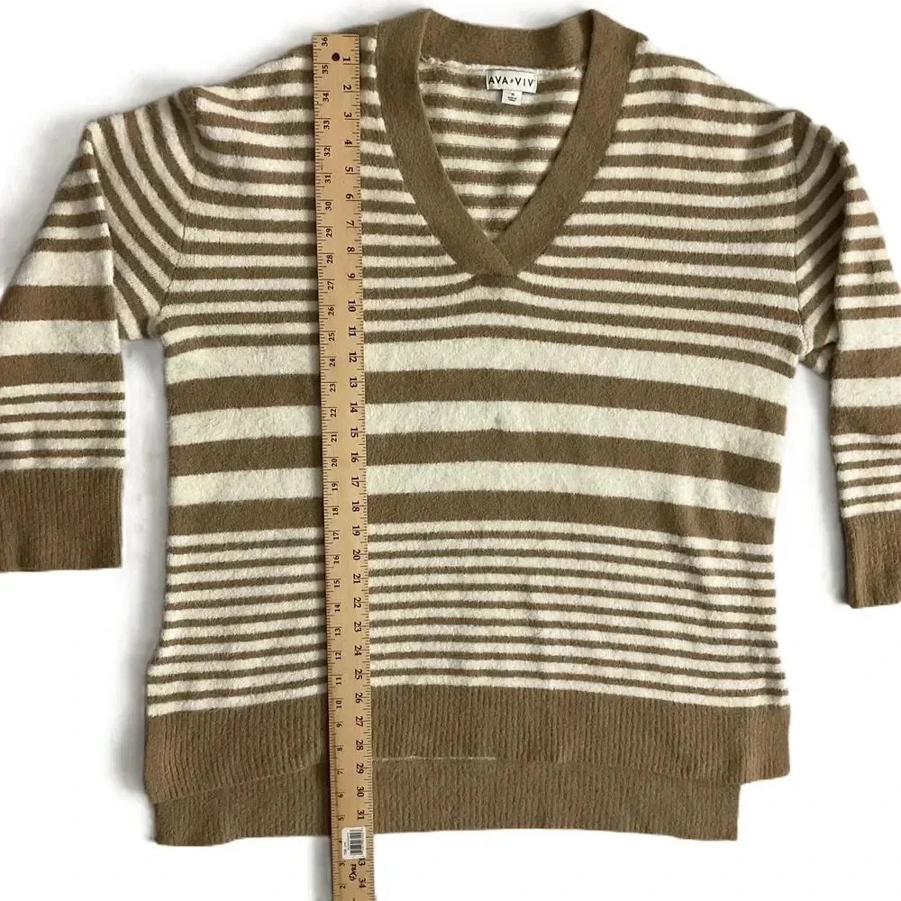 Ava Viv Tan Cream Striped Long Sleeve V Neck Sweater Size‎ 1X - Picture 3 of 6